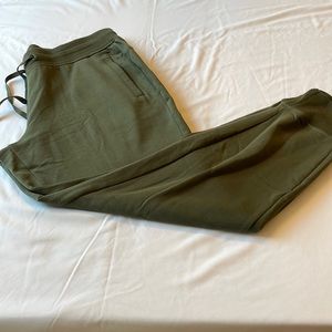 Women’s Walmart Scuba Joggers in EUC!